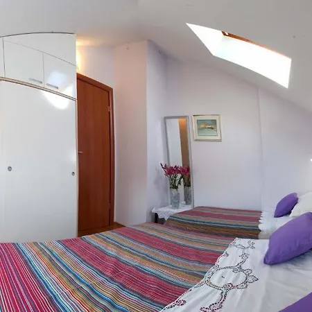 Guest house Villa Stobrec 3*