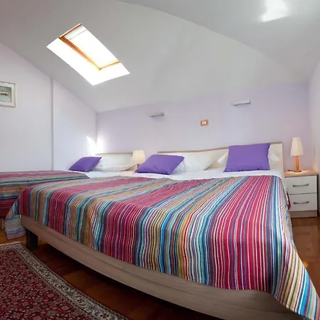 Villa Stobrec Гостевой дом