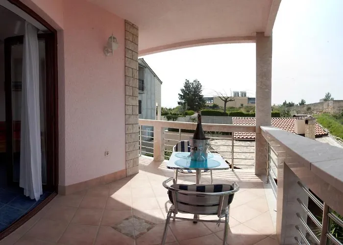 Konukevi Villa Stobrec 3*