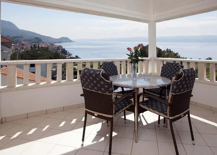 Konukevi Villa Stobrec 3*